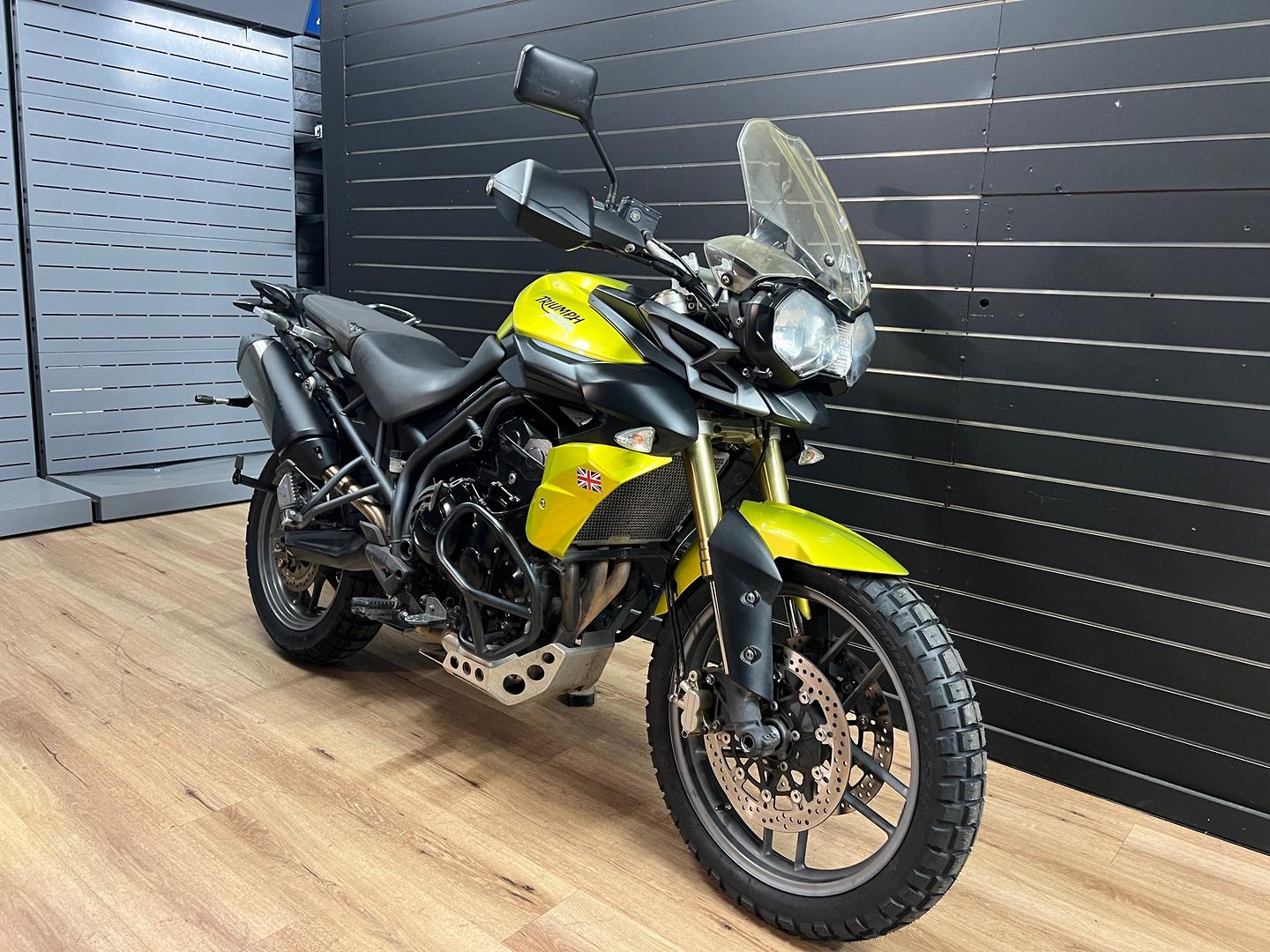 2012 TRIUMPH TIGER 800 DUAL SPORTS