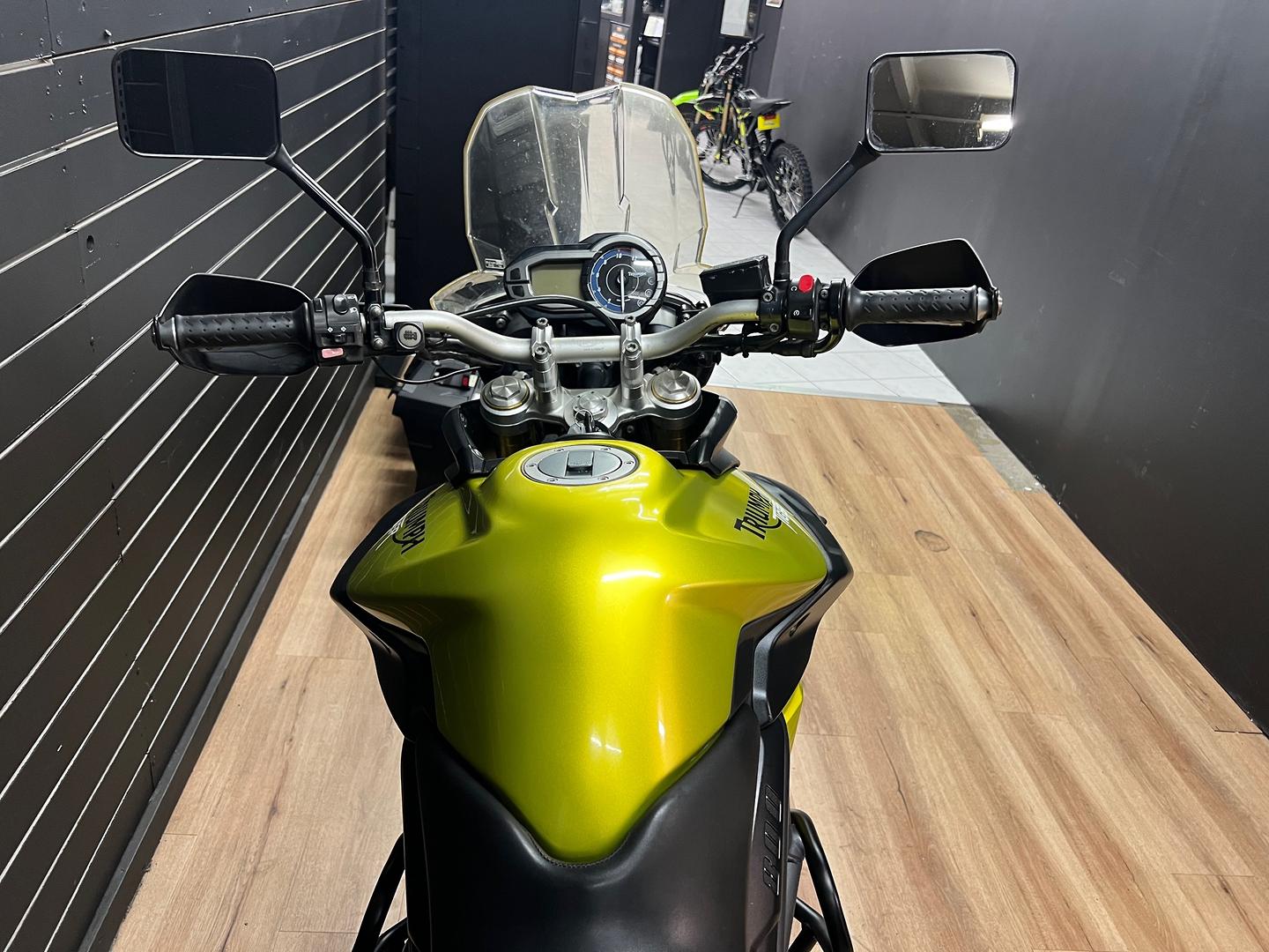 2012 TRIUMPH TIGER 800 DUAL SPORTS