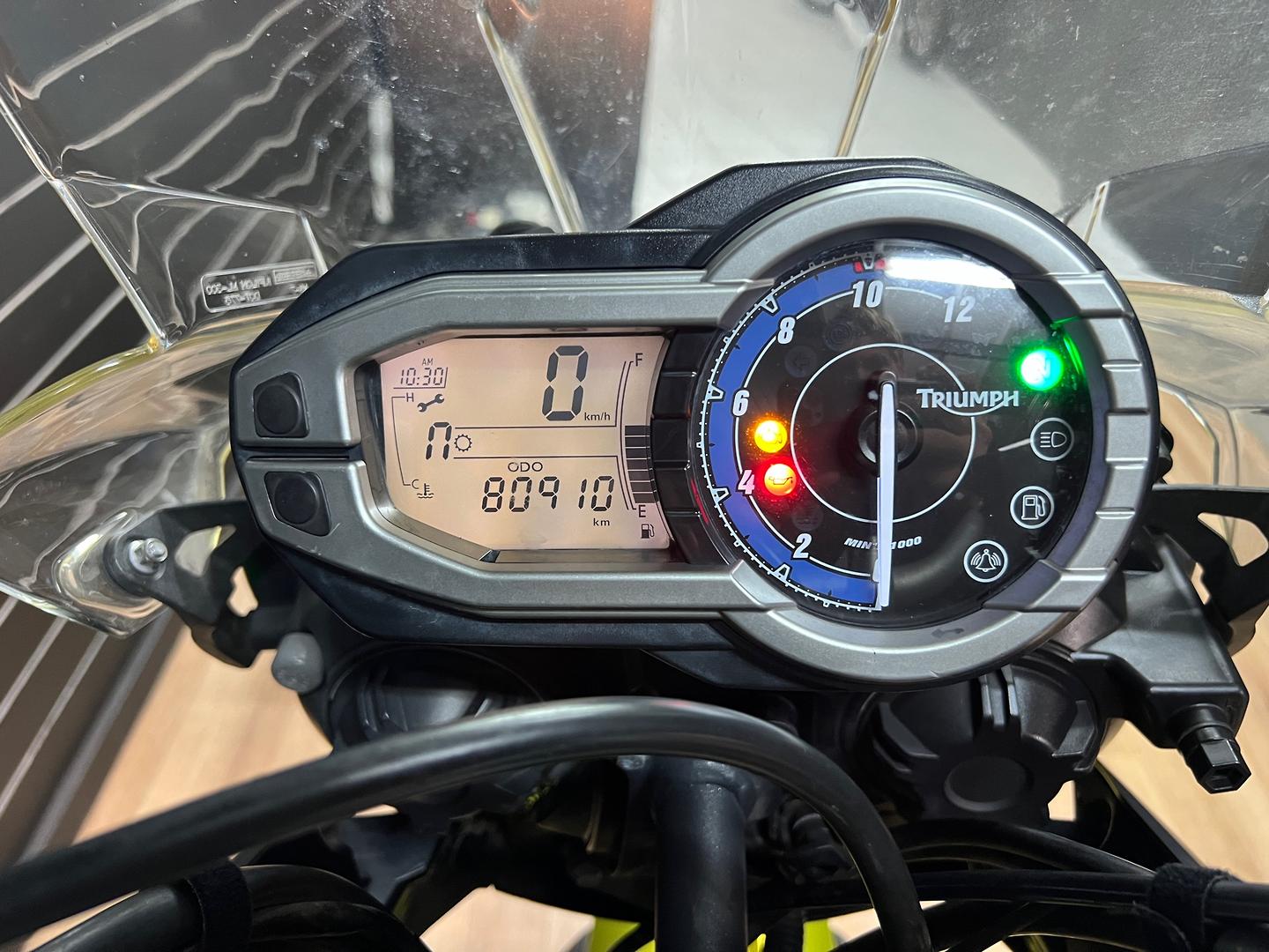 2012 TRIUMPH TIGER 800 DUAL SPORTS