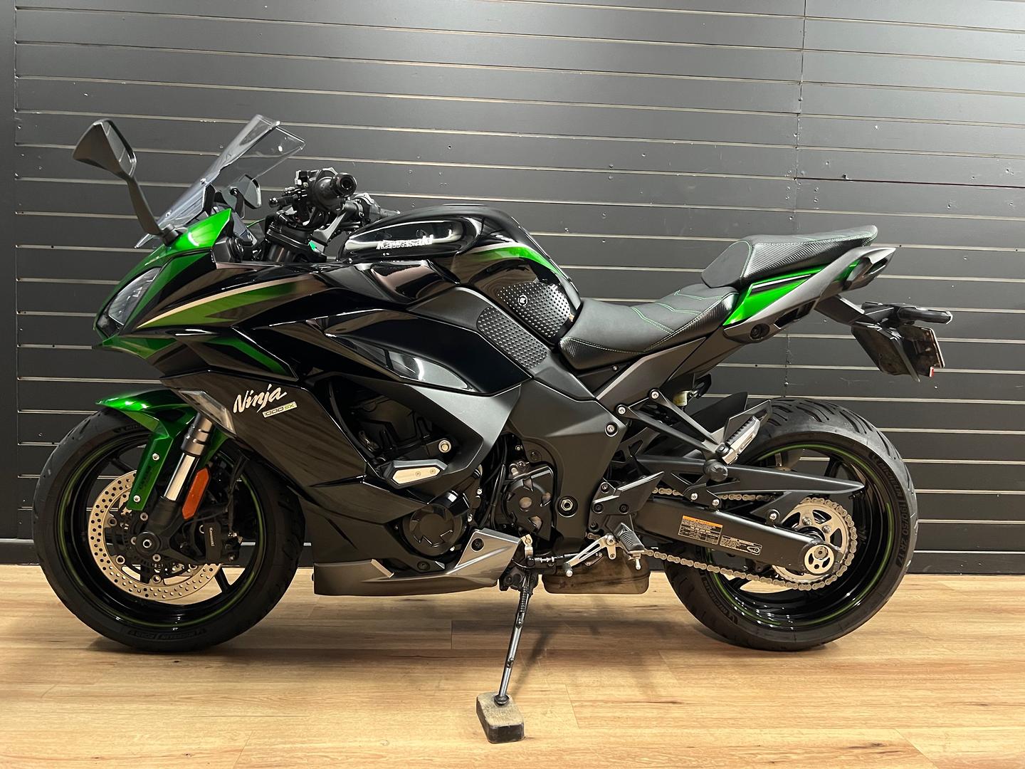 2021 KAWASAKI NINJA 1000SX SPORTS