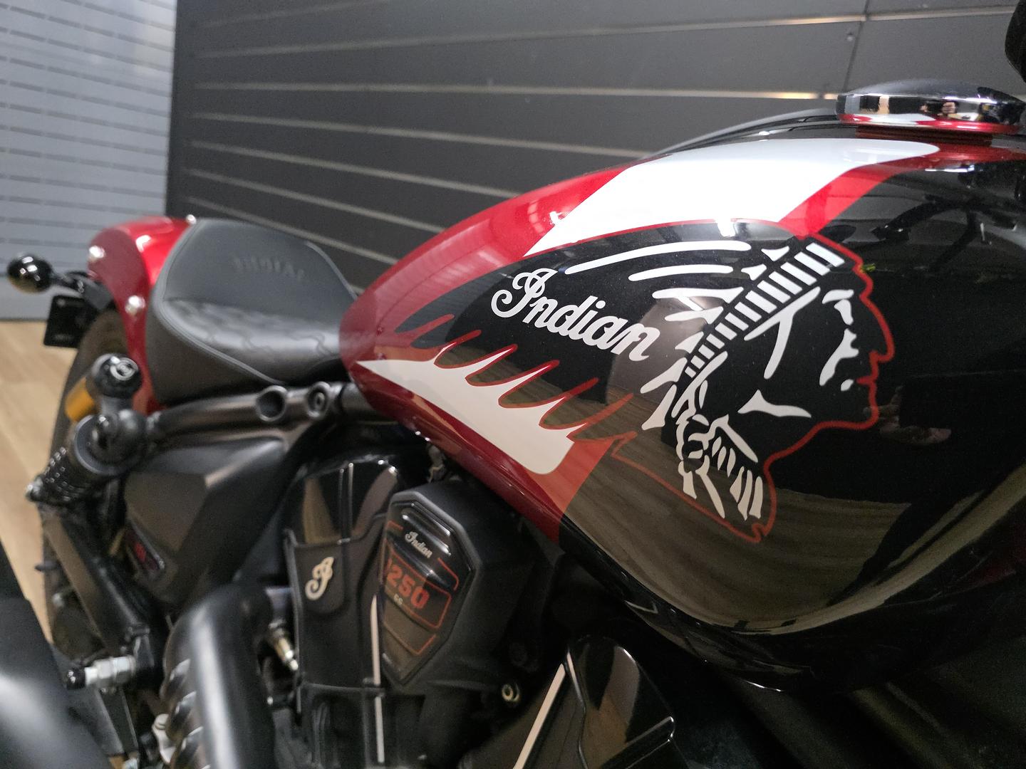 2025 INDIAN SCOUT 101 CRUISER
