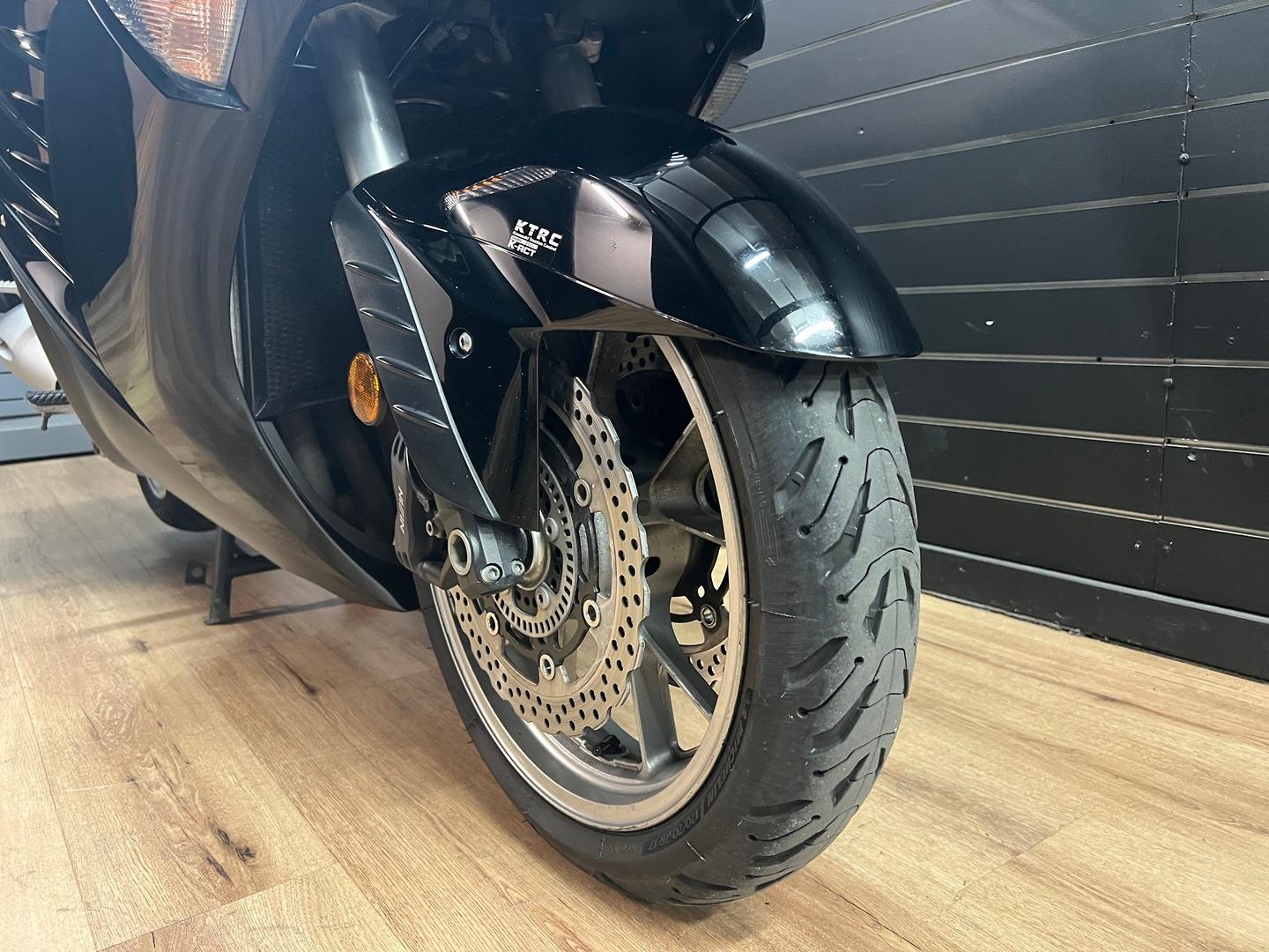 2010 KAWASAKI 1400 GTR ABS (K-ACT) ROAD
