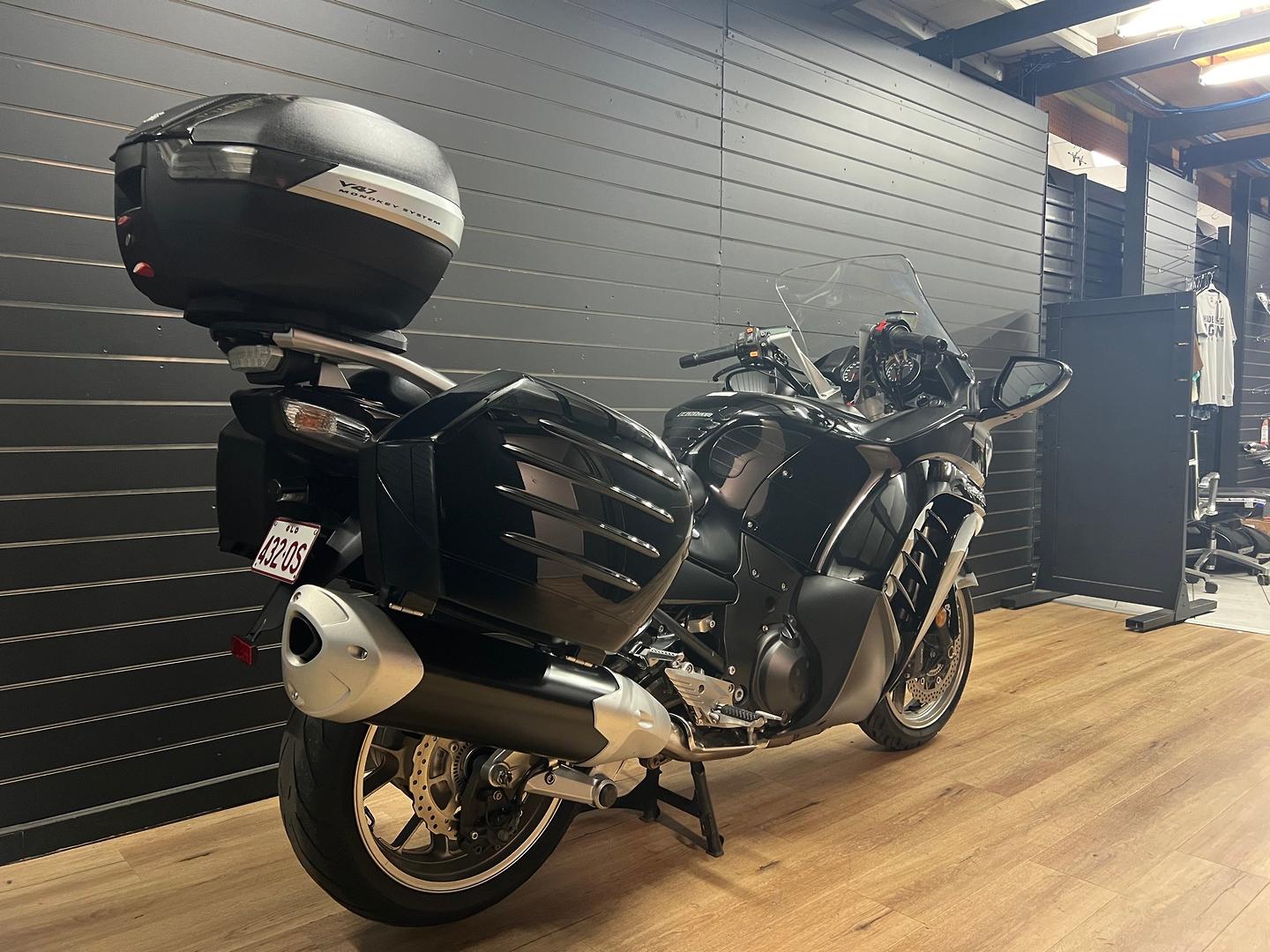 2010 KAWASAKI 1400 GTR ABS (K-ACT) ROAD