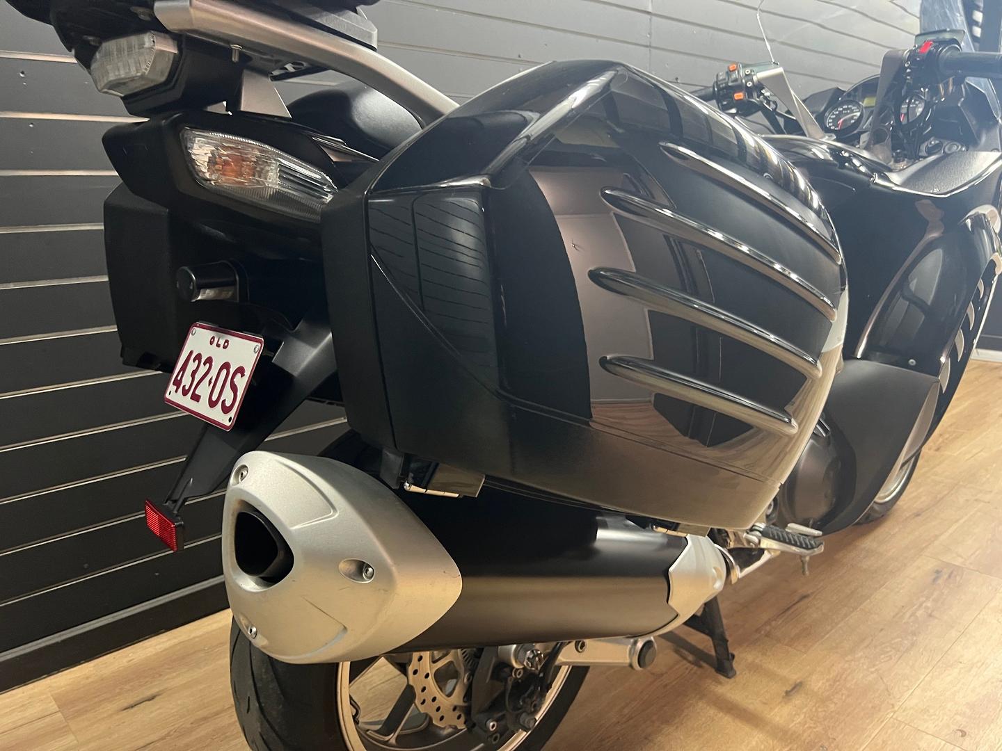 2010 KAWASAKI 1400 GTR ABS (K-ACT) ROAD