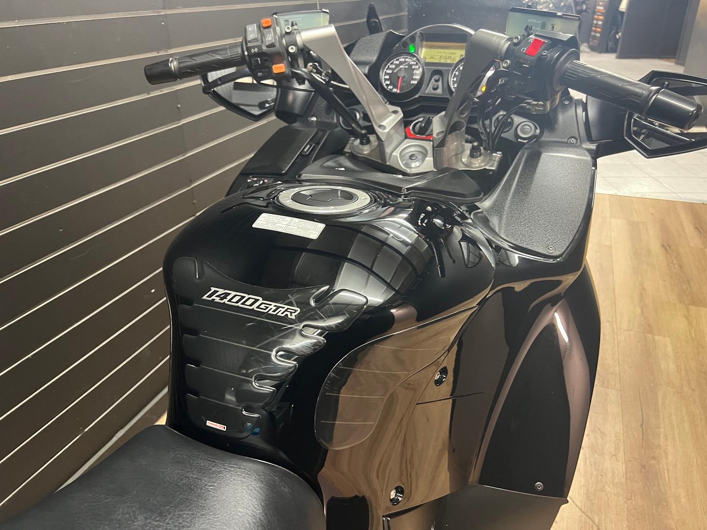 2010 KAWASAKI 1400 GTR ABS (K-ACT) ROAD