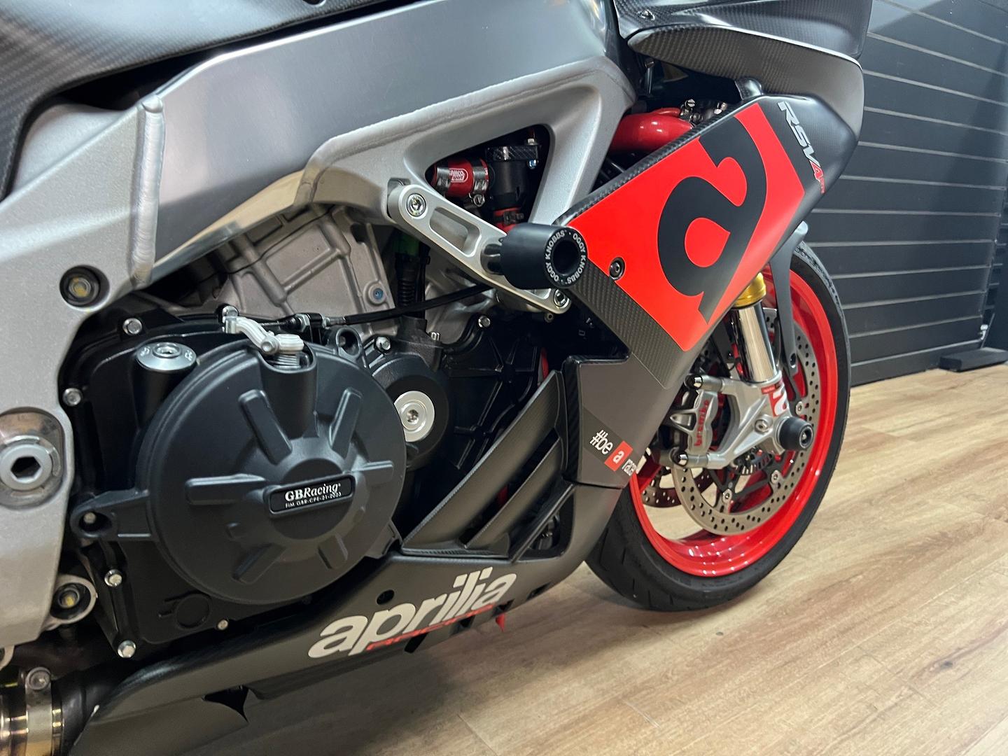 2018 APRILIA RSV4 RR SPORTS