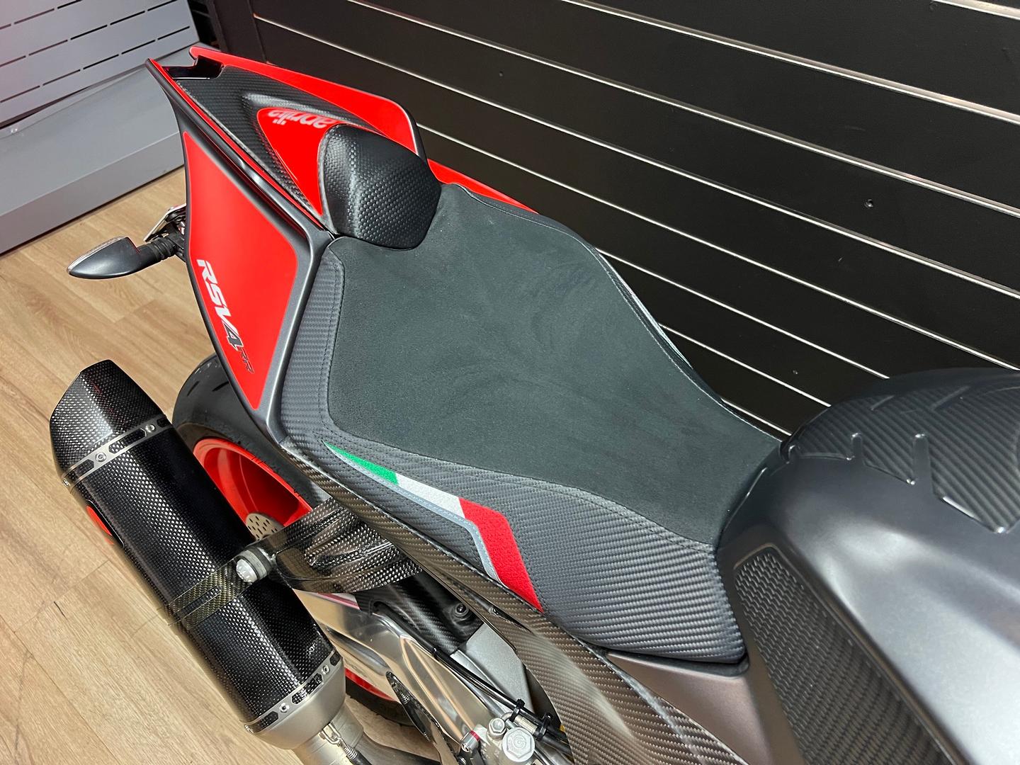 2018 APRILIA RSV4 RR SPORTS