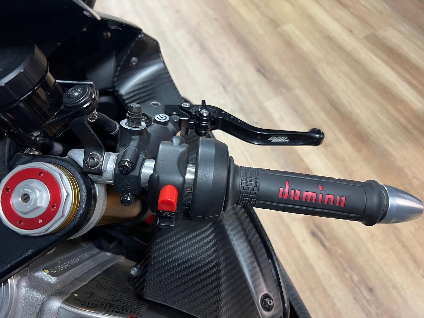 2018 APRILIA RSV4 RR SPORTS