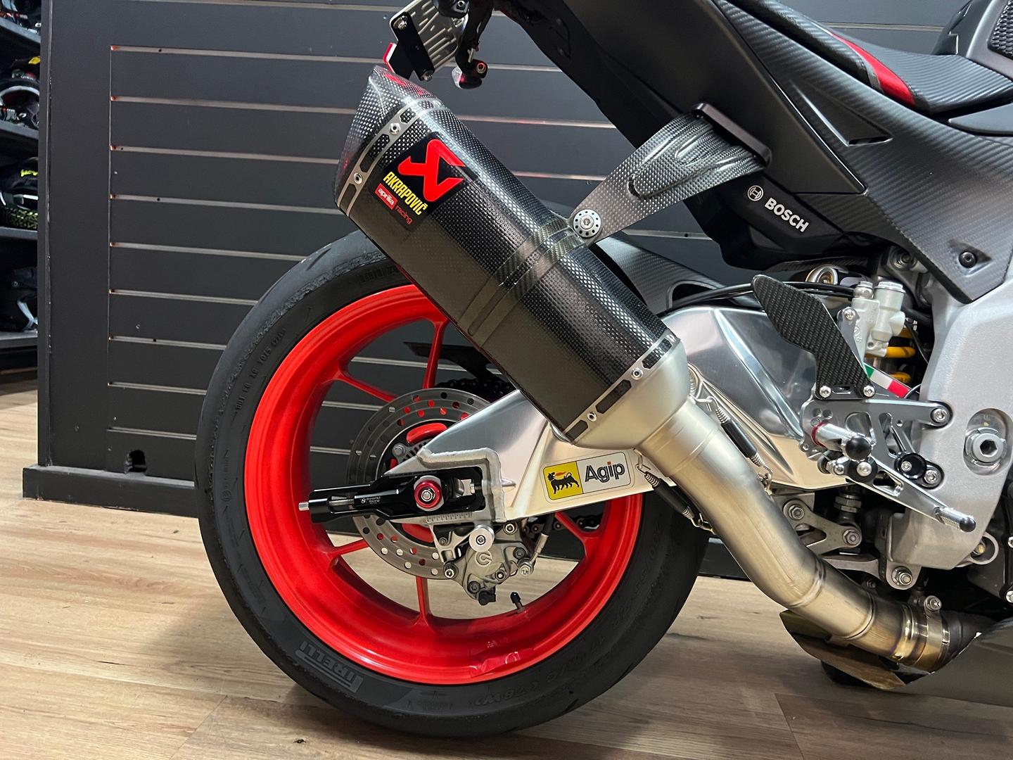 2018 APRILIA RSV4 RR SPORTS