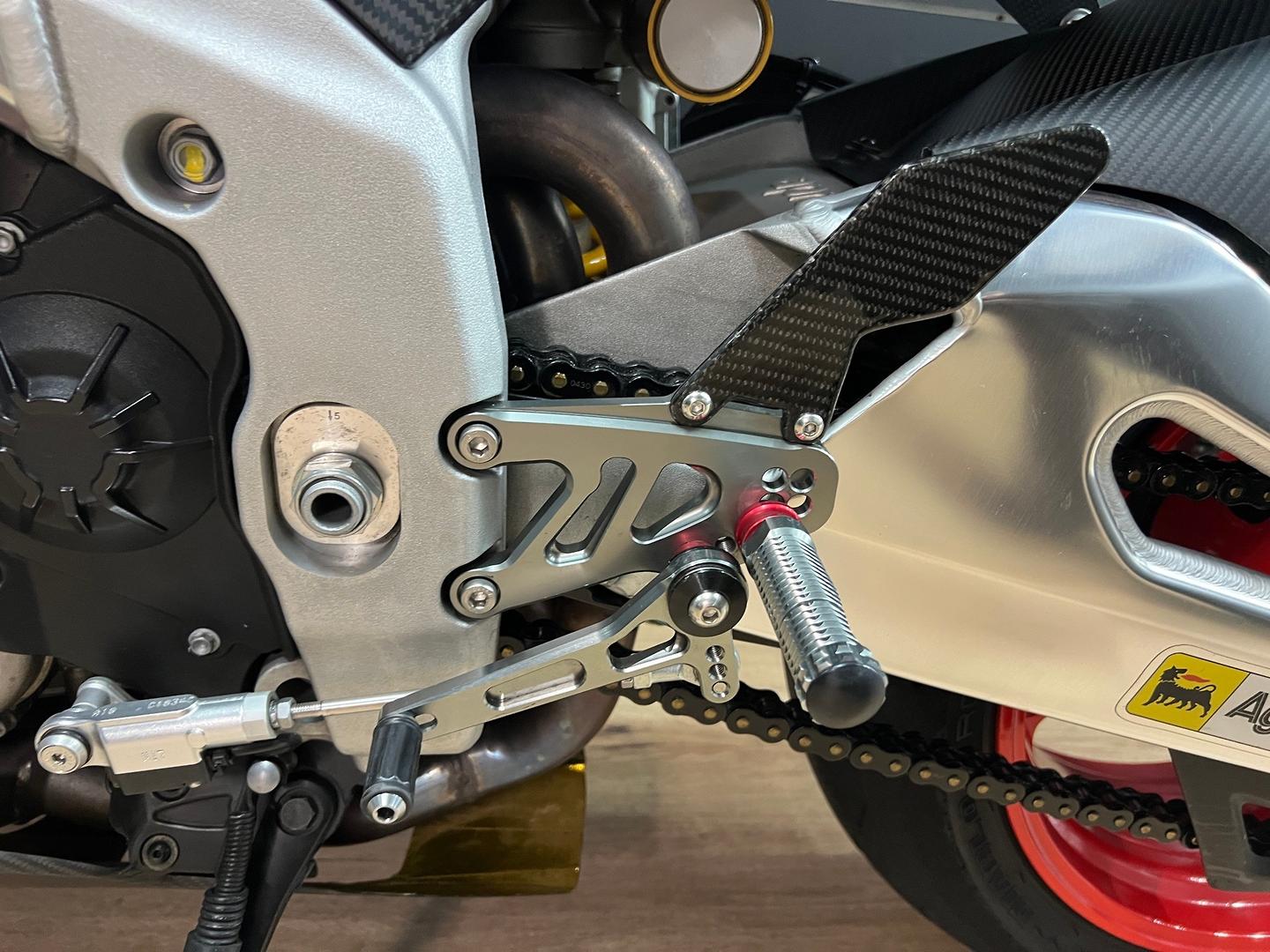 2018 APRILIA RSV4 RR SPORTS