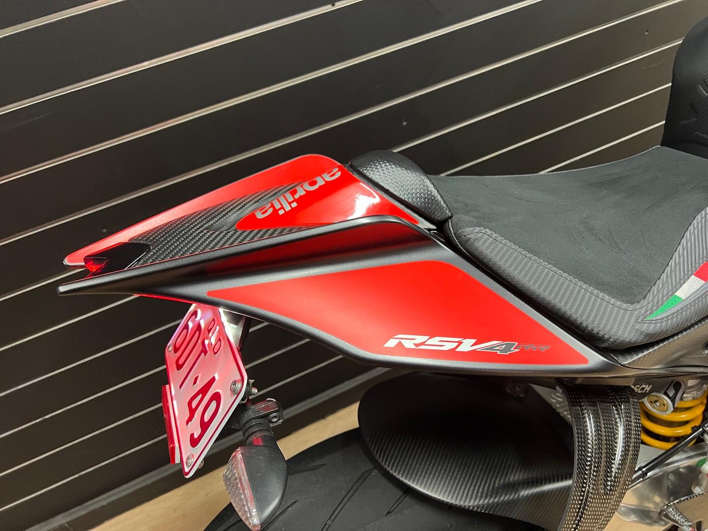2018 APRILIA RSV4 RR SPORTS