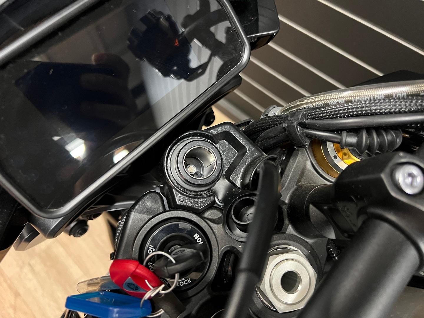 2025 YAMAHA MT-10SP SPORTS