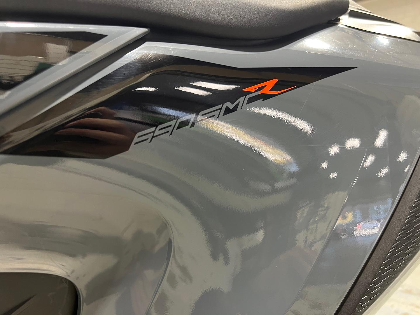 2021 KTM 690 SMC R SUPERMOTARD