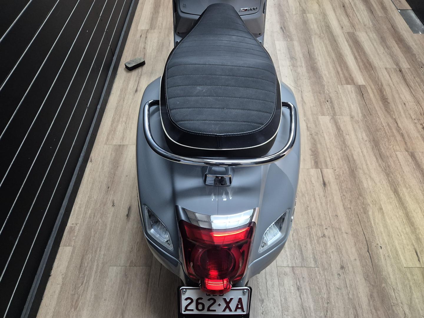 2022 VESPA GTS 300 SUPER SPORT SCOOTER