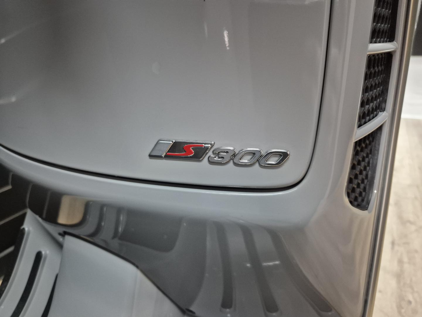 2022 VESPA GTS 300 SUPER SPORT SCOOTER