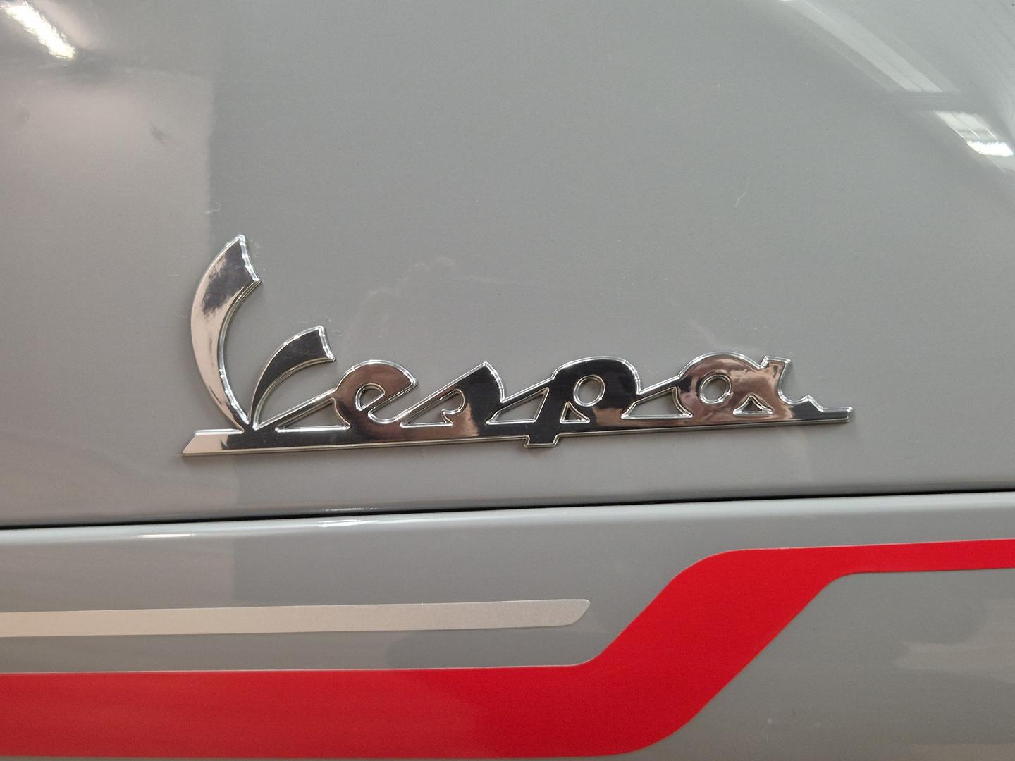 2022 VESPA GTS 300 SUPER SPORT SCOOTER