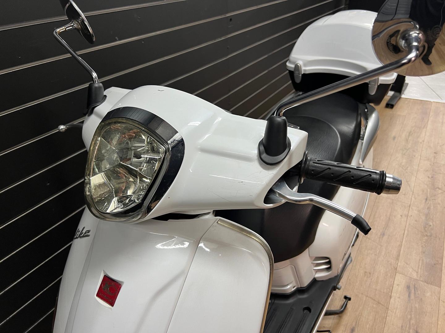 2023 KYMCO LIKE 125 SCOOTER
