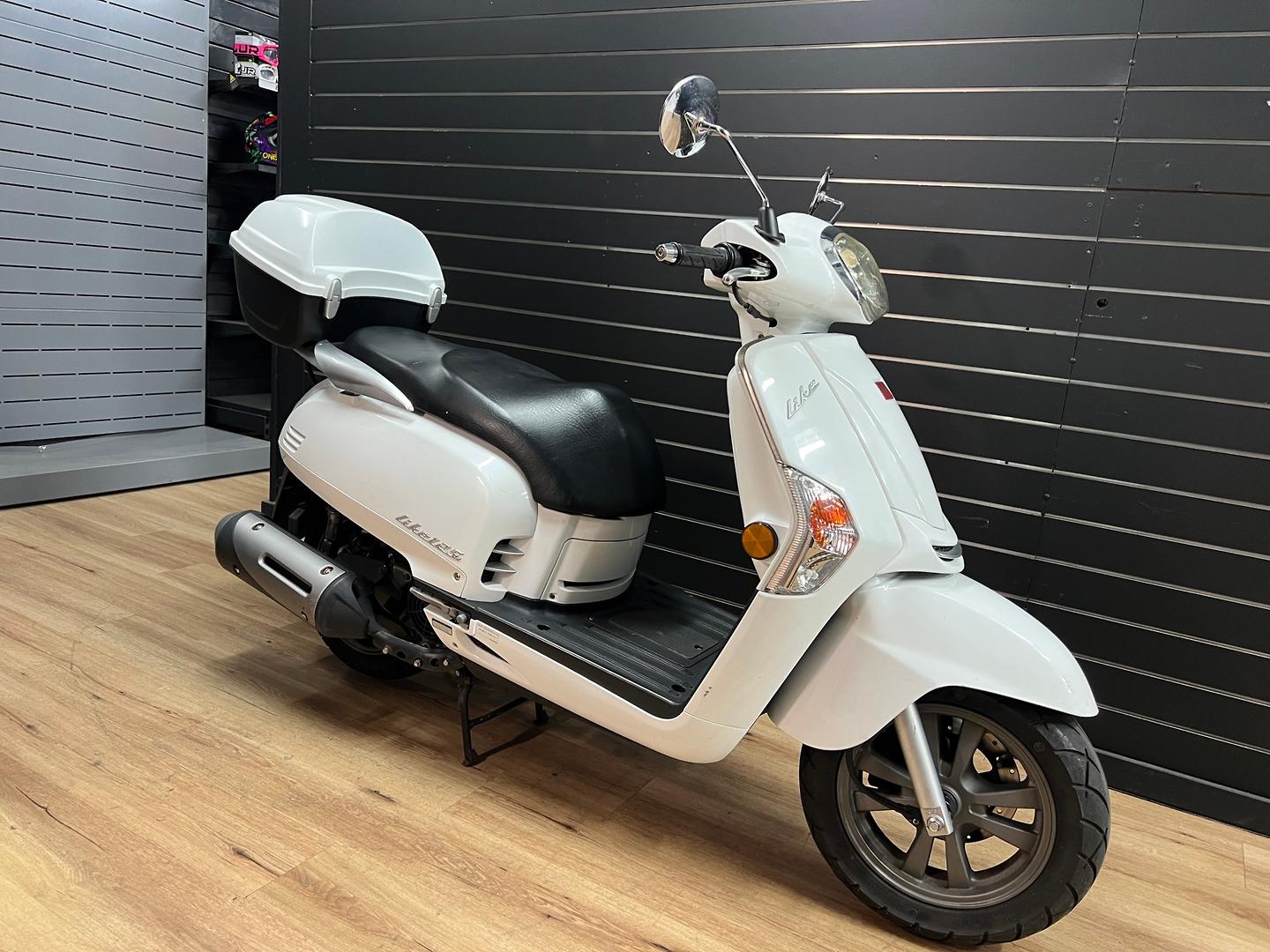 2023 KYMCO LIKE 125 SCOOTER