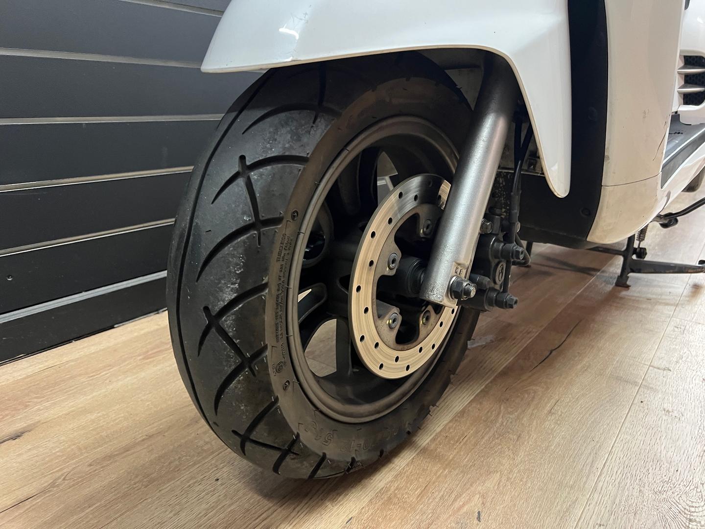 2023 KYMCO LIKE 125 SCOOTER