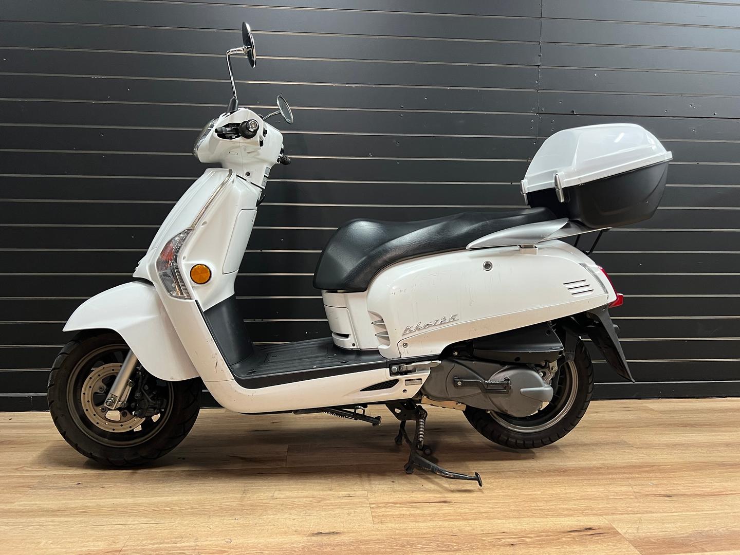 2023 KYMCO LIKE 125 SCOOTER