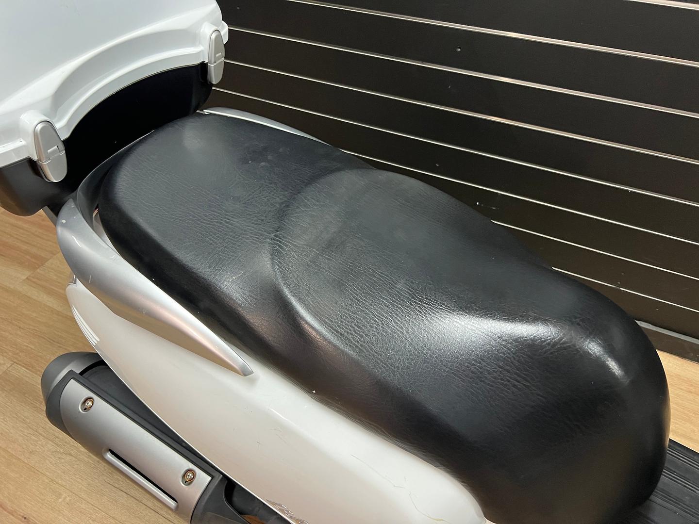 2023 KYMCO LIKE 125 SCOOTER
