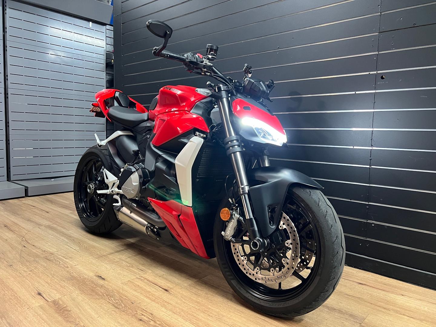 2022 DUCATI STREETFIGHTER V2 DUAL SPORTS