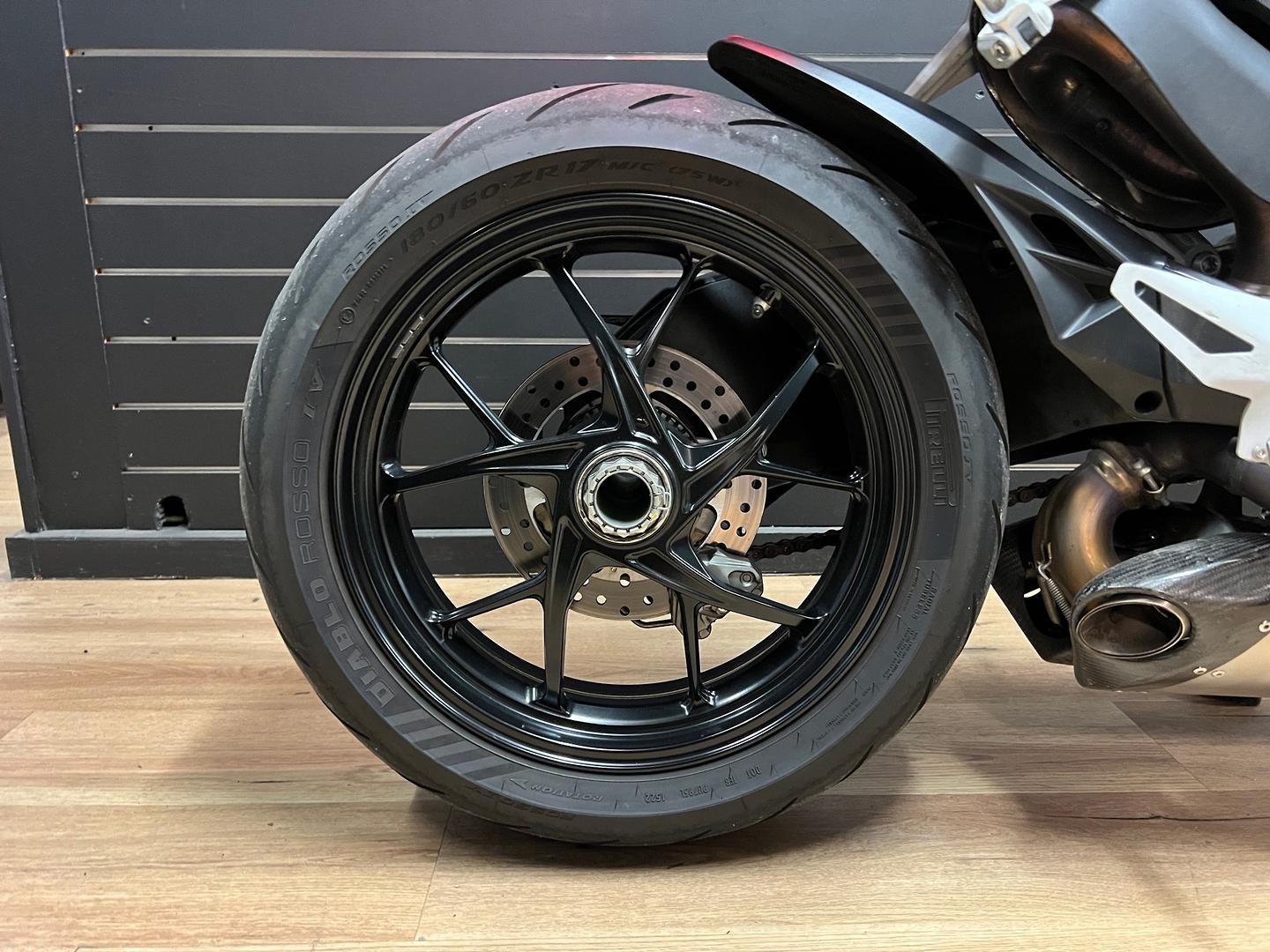 2022 DUCATI STREETFIGHTER V2 DUAL SPORTS