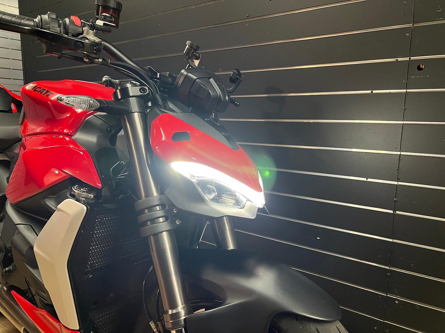 2022 DUCATI STREETFIGHTER V2 DUAL SPORTS