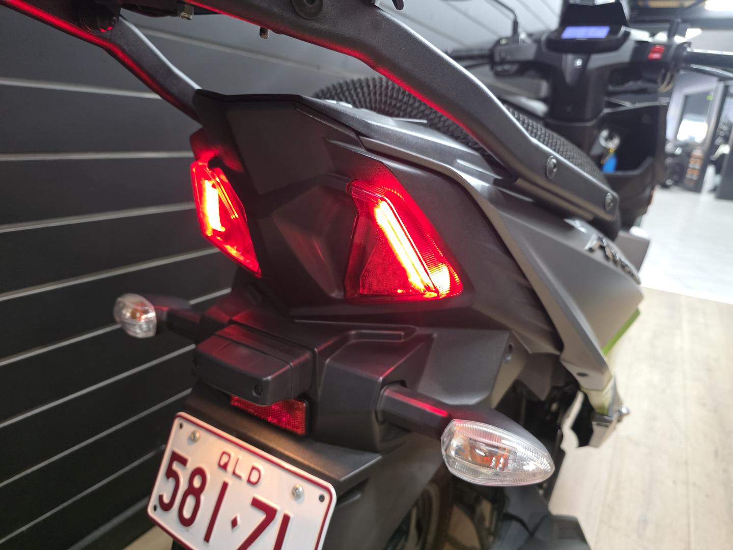 2023 SUZUKI AVENIS 125 SCOOTER