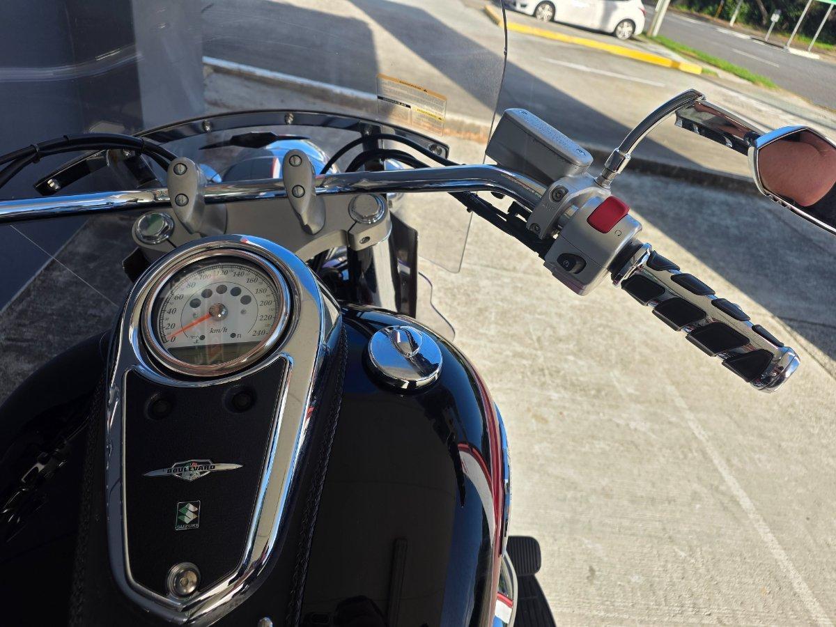 2009 SUZUKI VLR 1800T BOULEVARD (C109RT) CRUISER
