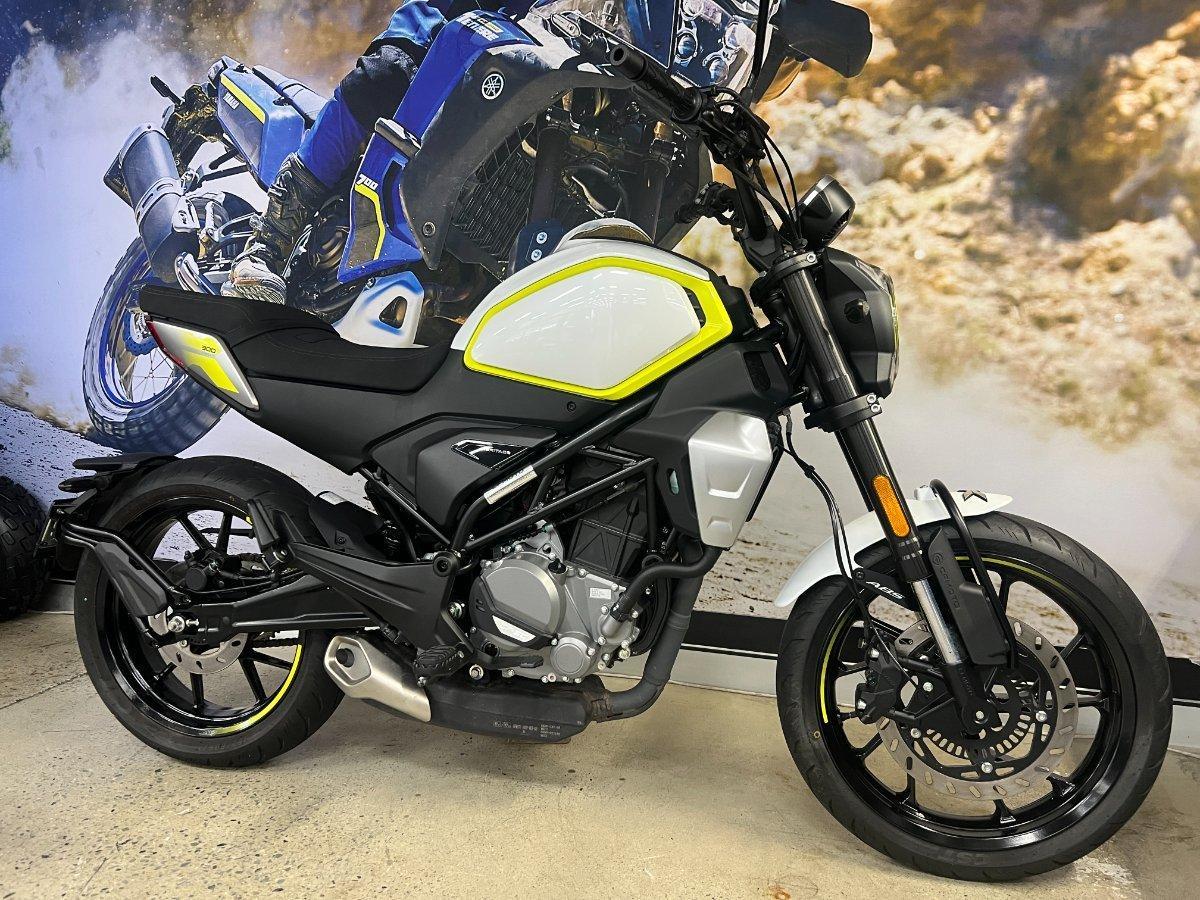 2023 CF MOTO 300 CL-X ROAD