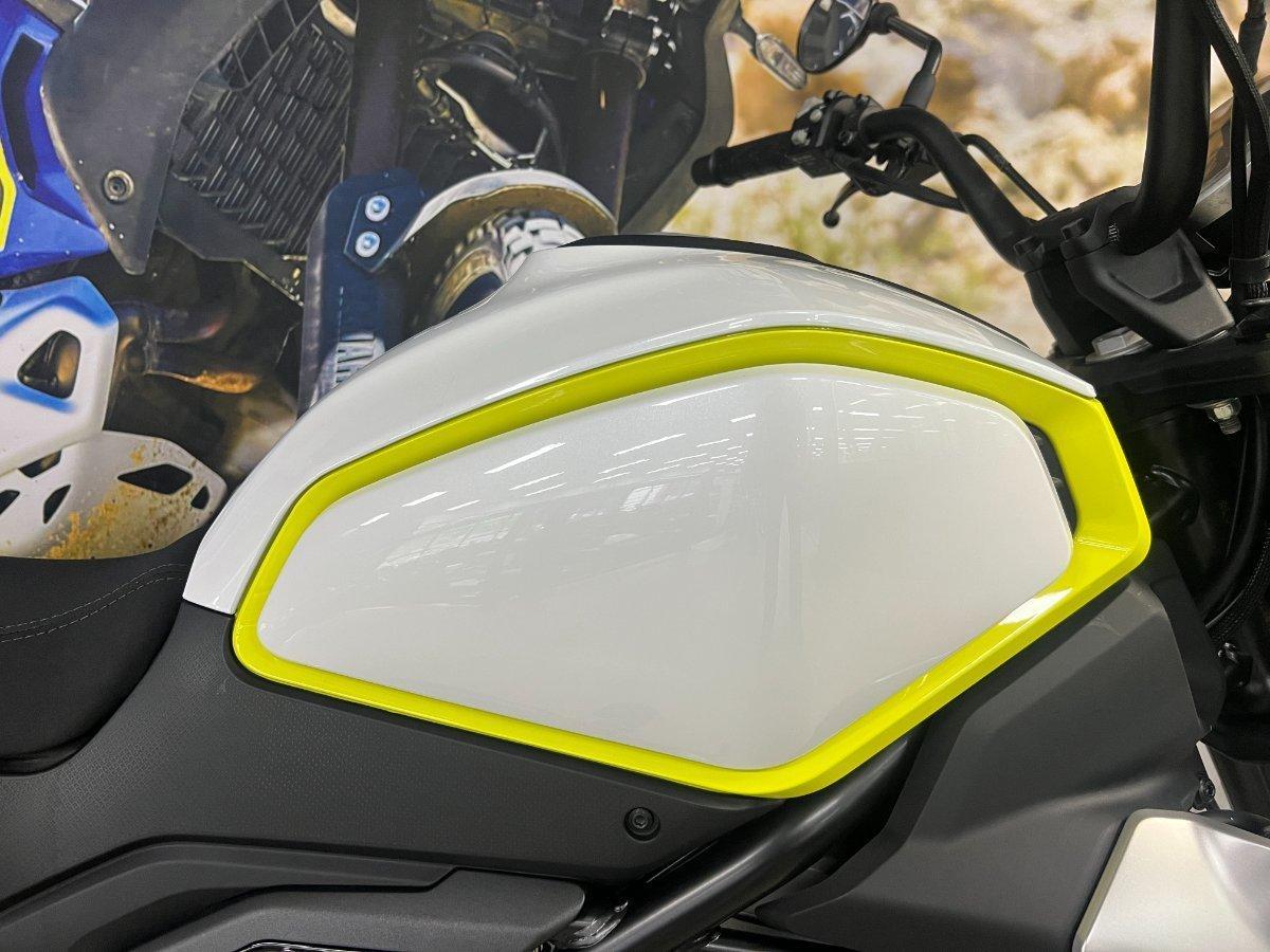 2023 CF MOTO 300 CL-X ROAD