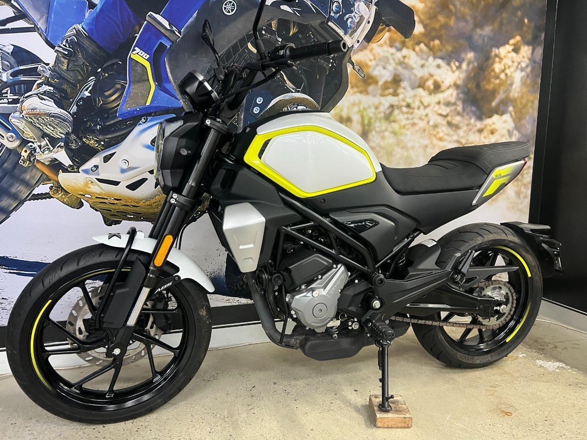 2023 CF MOTO 300 CL-X ROAD