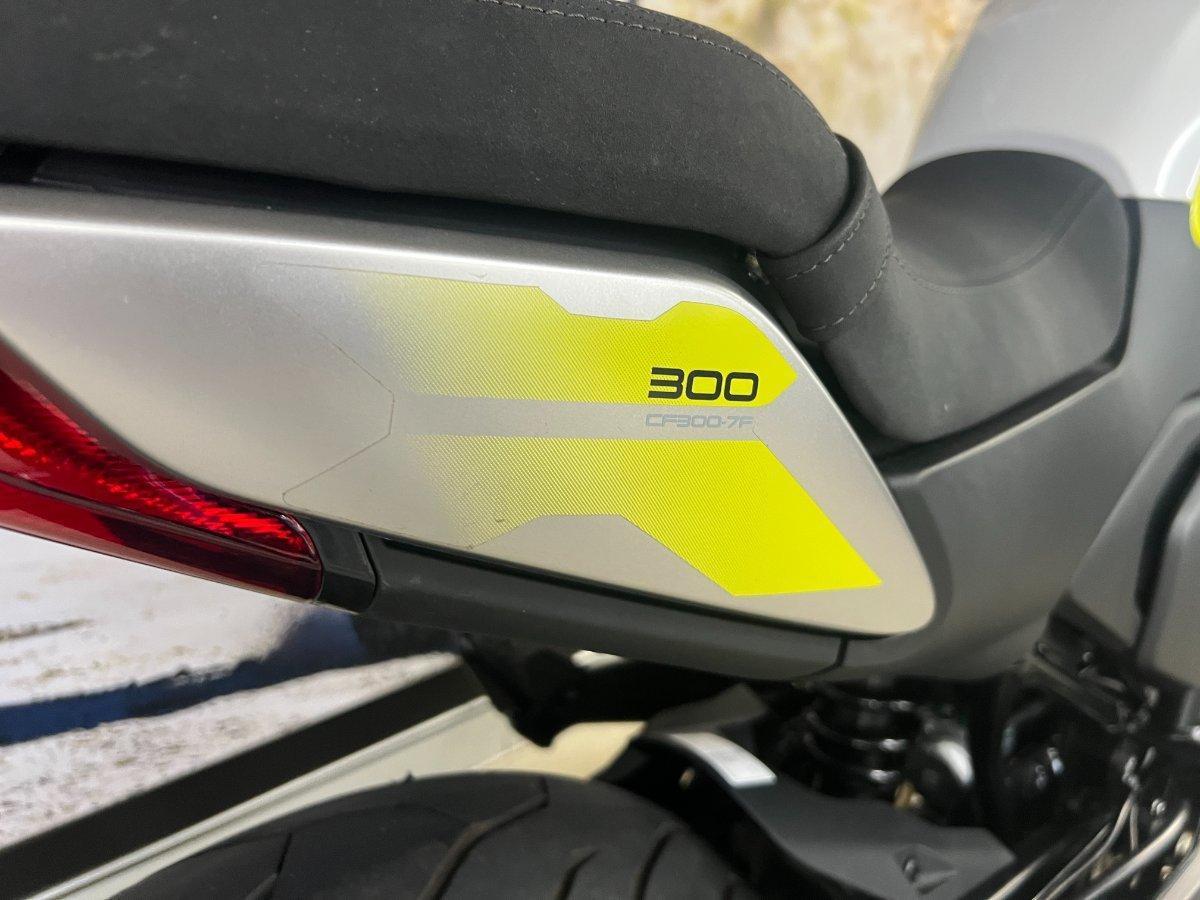 2023 CF MOTO 300 CL-X ROAD