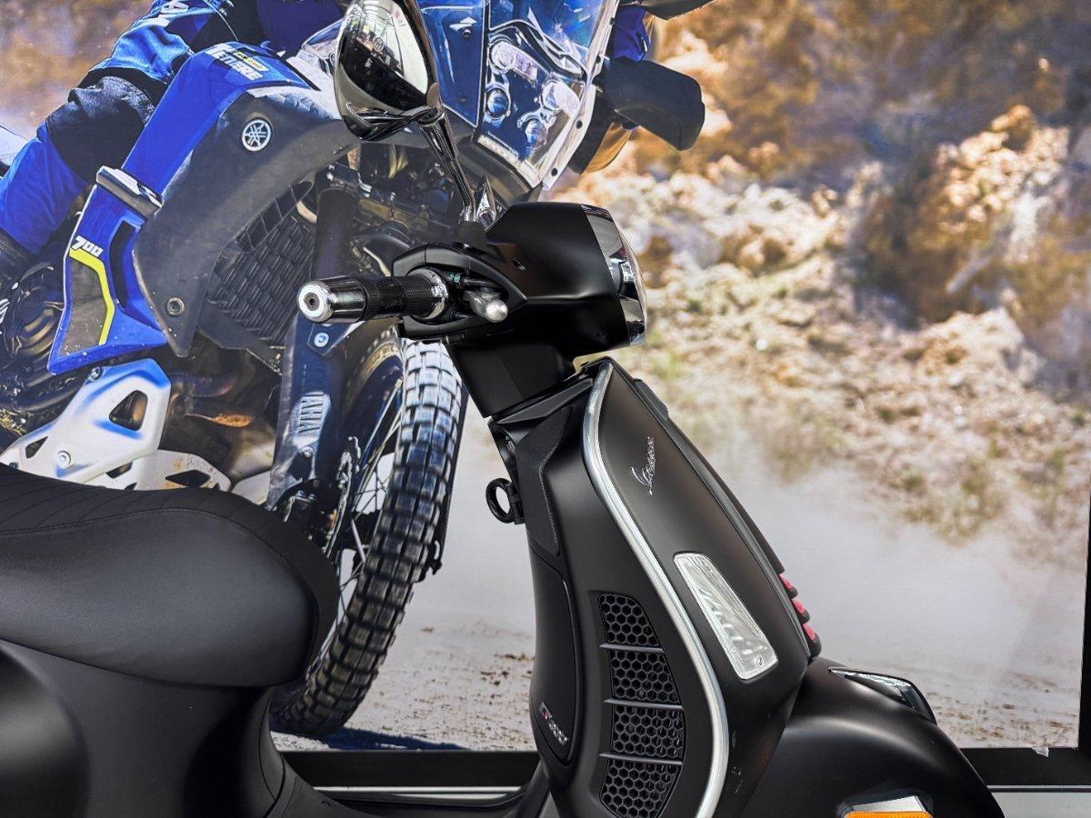 2021 VESPA GTS 300 SUPER SPORT HPE SCOOTER