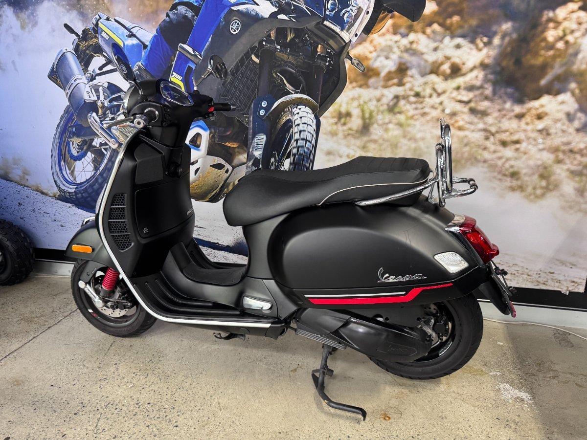 2021 VESPA GTS 300 SUPER SPORT HPE SCOOTER