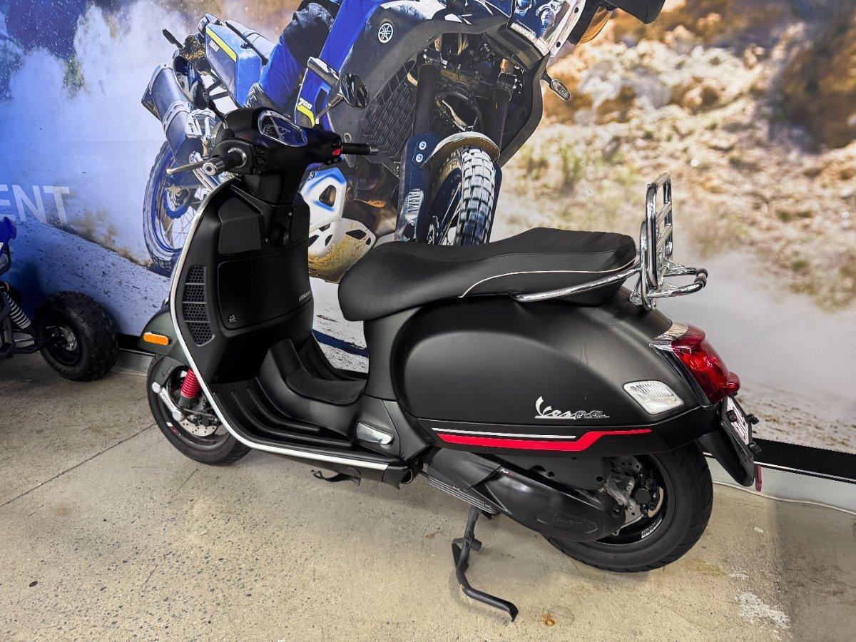 2021 VESPA GTS 300 SUPER SPORT HPE SCOOTER
