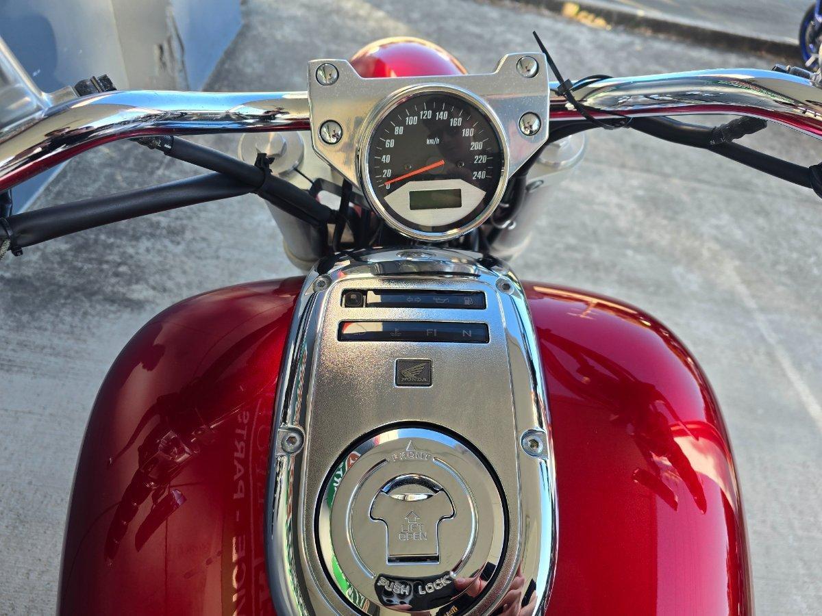 2002 HONDA VTX1800C CRUISER