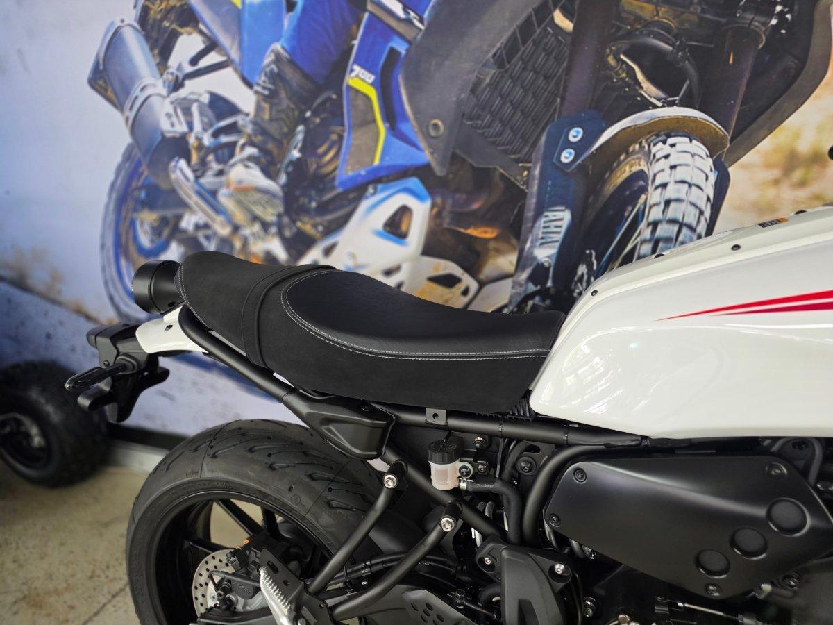 2025 YAMAHA XSR700 ROAD