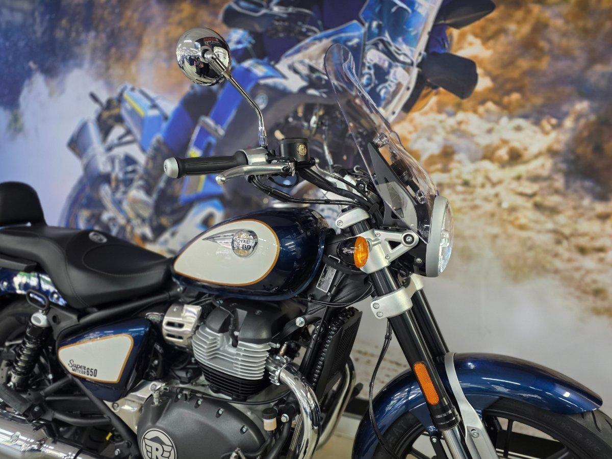 2025 ROYAL ENFIELD SUPER METEOR 650 ROAD