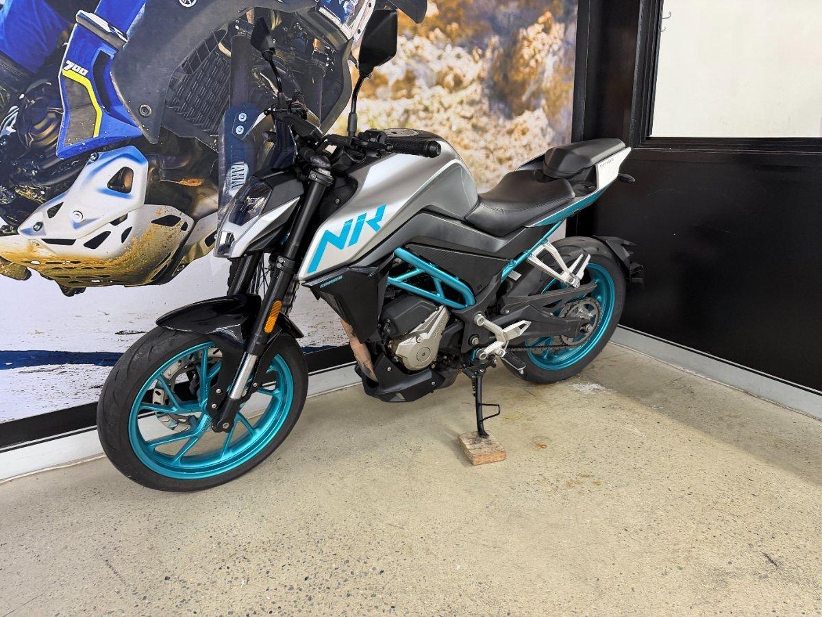 2021 CF MOTO 250 NK ROAD