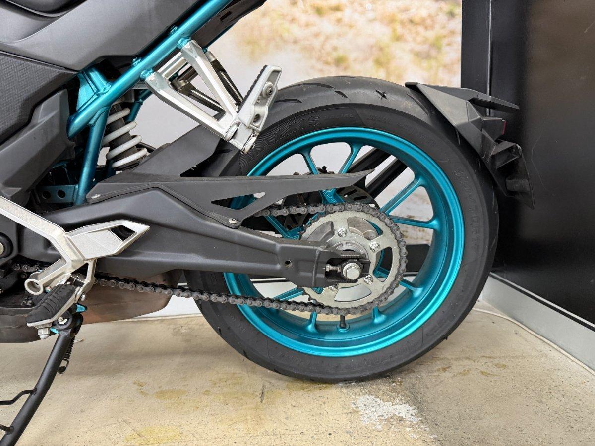 2021 CF MOTO 250 NK ROAD