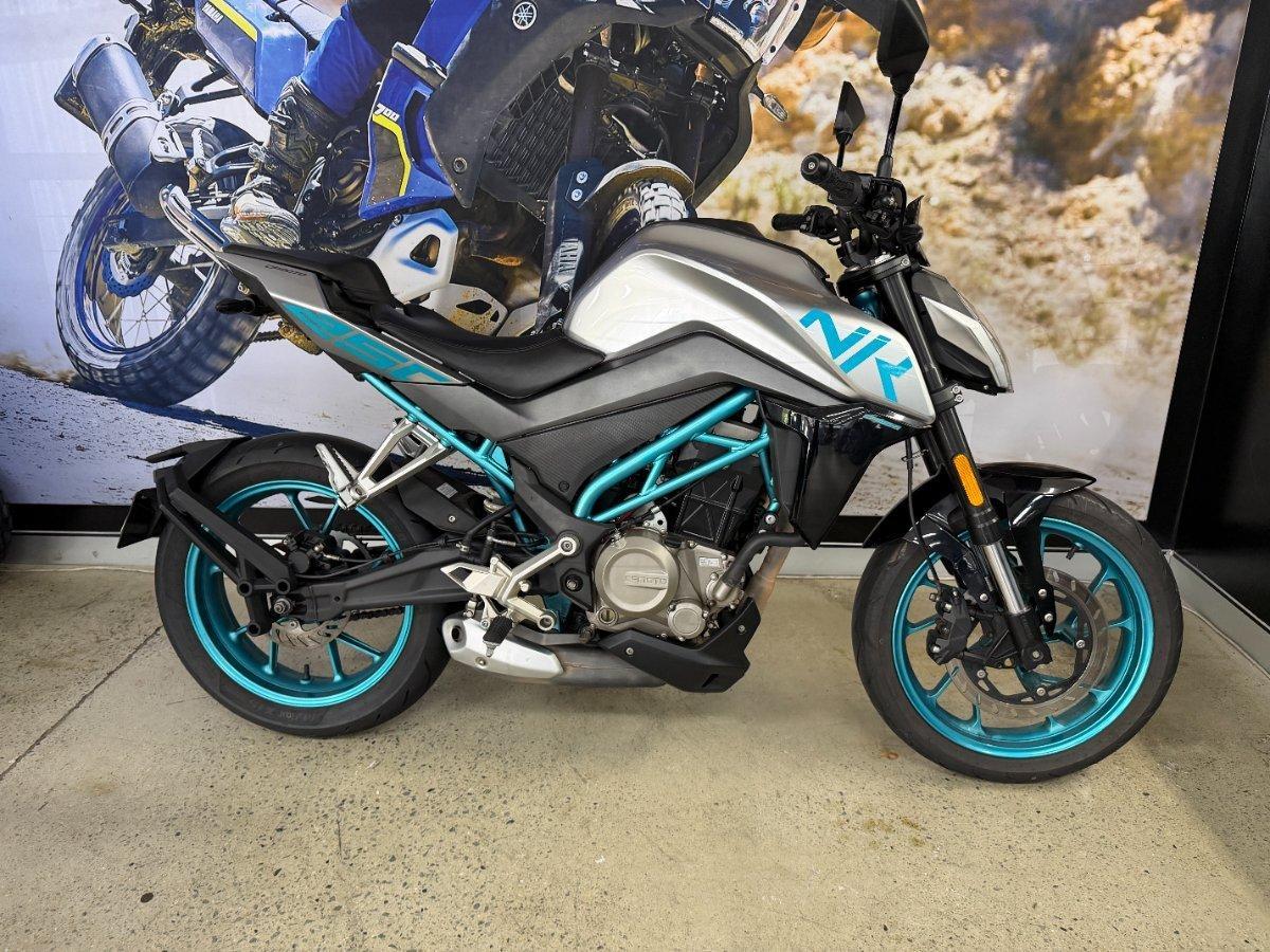 2021 CF MOTO 250 NK ROAD