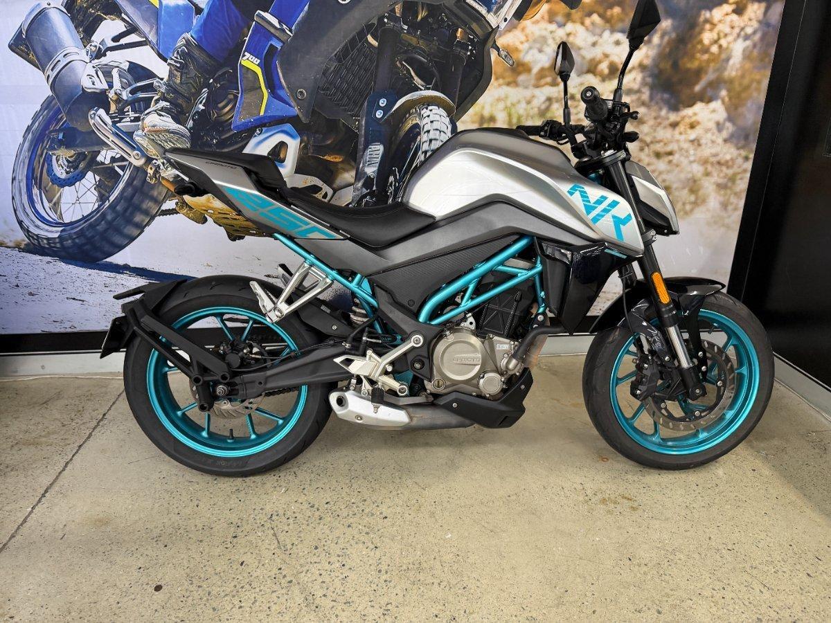 2021 CF MOTO 250 NK ROAD