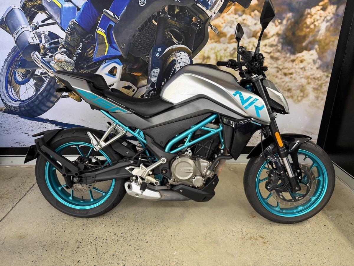2021 CF MOTO 250 NK ROAD