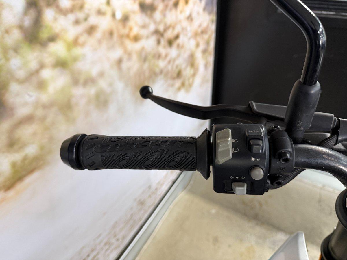 2021 CF MOTO 250 NK ROAD