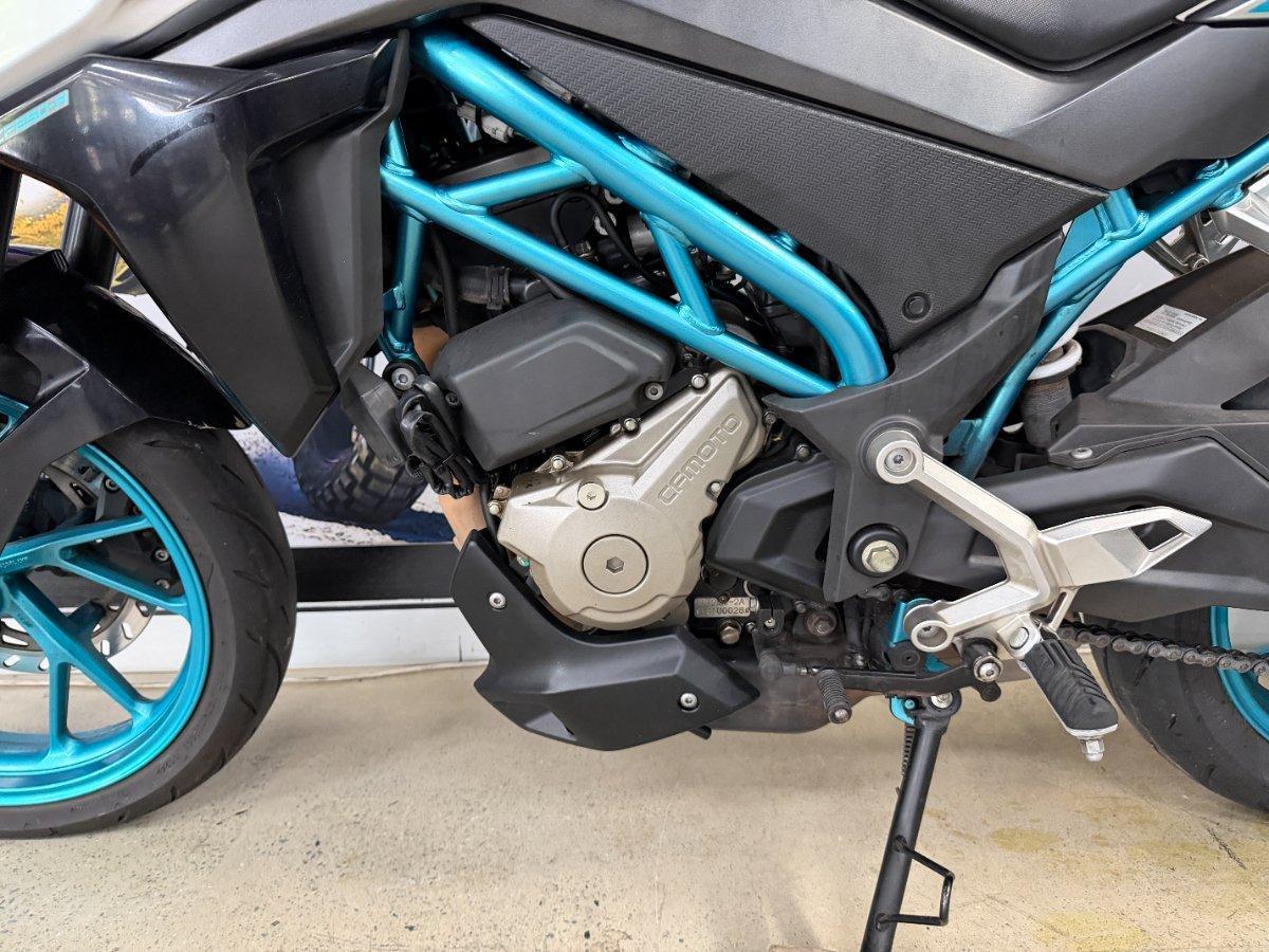 2021 CF MOTO 250 NK ROAD