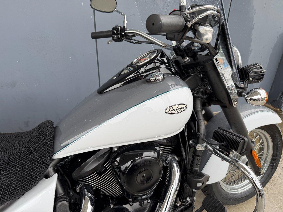 2010 KAWASAKI VULCAN 900 CUSTOM CRUISER