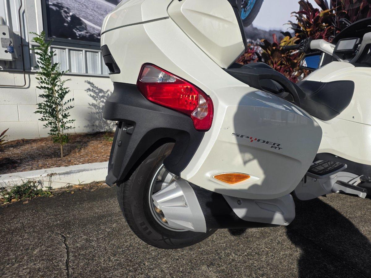 2017 CAN-AM SPYDER RT STD SM6 CRUISER
