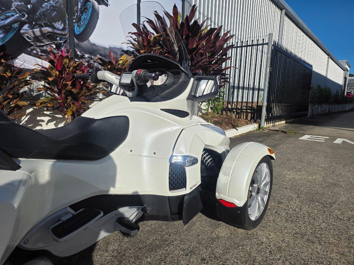 2017 CAN-AM SPYDER RT STD SM6 CRUISER